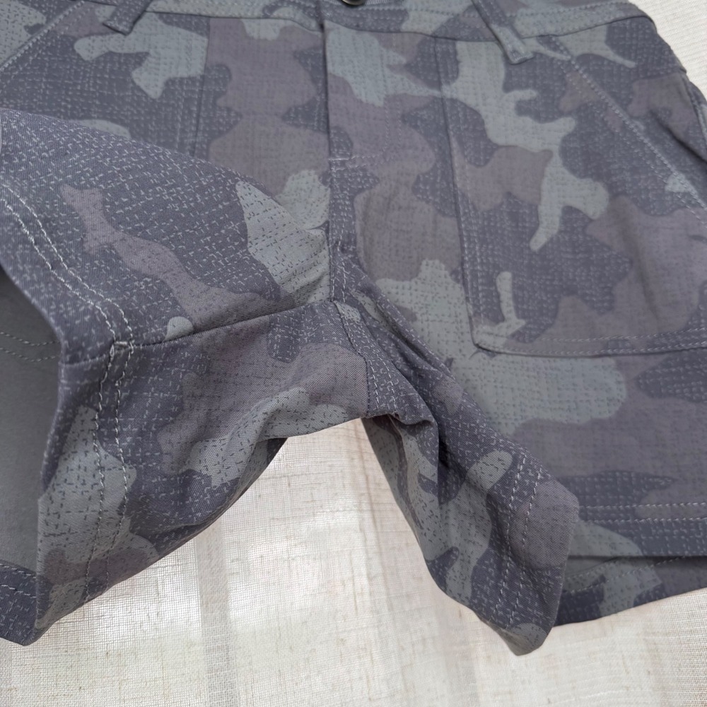 prAna Halle Short II Camo Charcoal Gray Hiking Outdoor Stretch Women's Size 2 - Picture 3 of 6